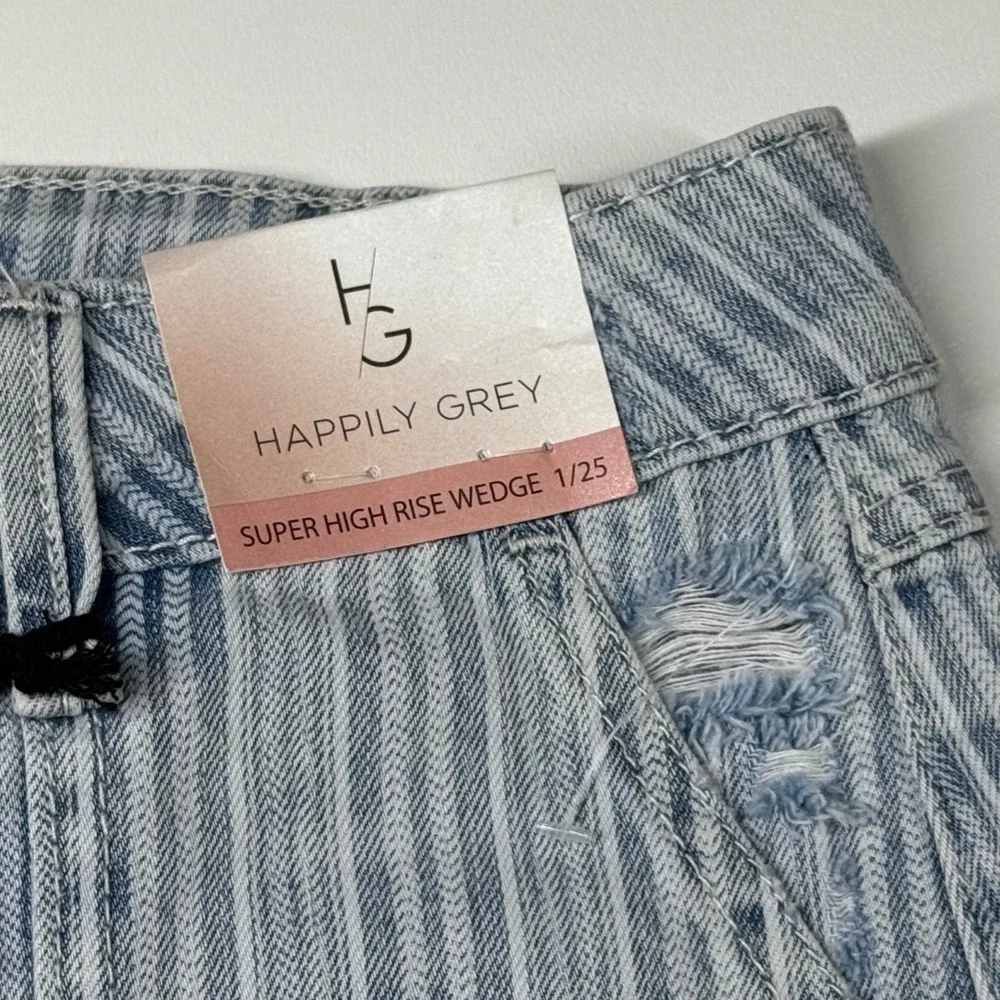 Happily Grey Super High Rise Wedge Striped Distressed Denim Shorts Blue White 25 - Picture 2 of 11